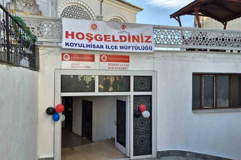 Koyulhisar’da Kur’an kursları eğitime başladı 