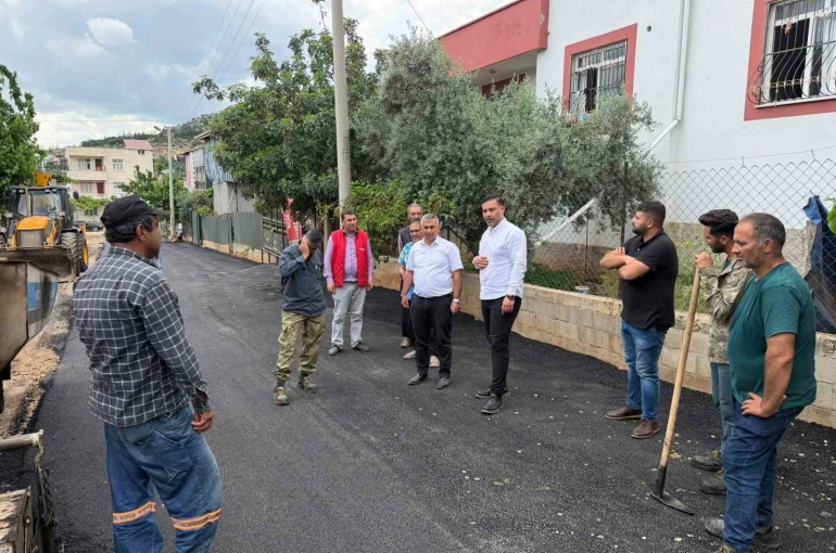 Kozan’da yol çalışmalarına hız verildi