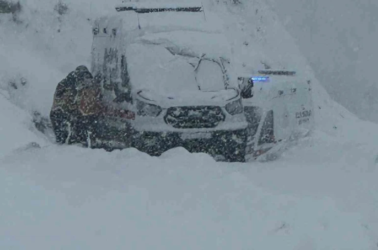 Kozluk’ta eğitime kar engeli 