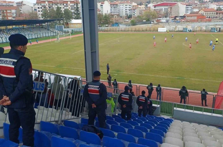 Kritik maçta geniş güvenlik önlemi 