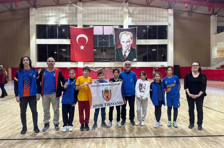 Küçük tırmanışçılar İnegöl’e dereceyle döndü 