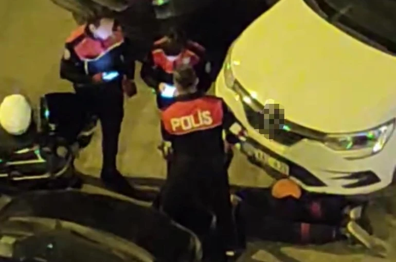 Küçükçekmece’de silahlı saldırı: 2 yaralı 