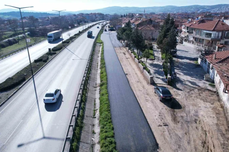 Kula’da ulaşım konforu için 8 bin tonluk asfalt çalışması 