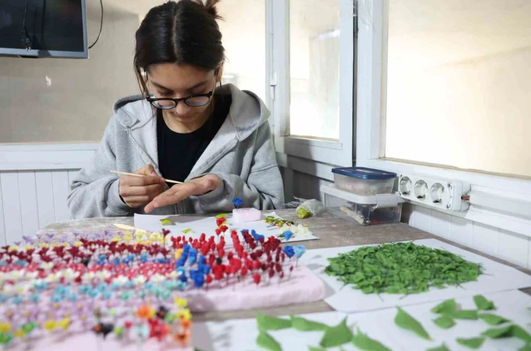 Kültür ve Sanat Evleri gençleri üretime kazandırıyor