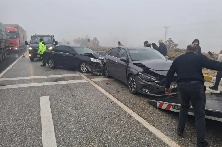 Kulu'da yoğun sis ulaşımı olumsuz etkiledi