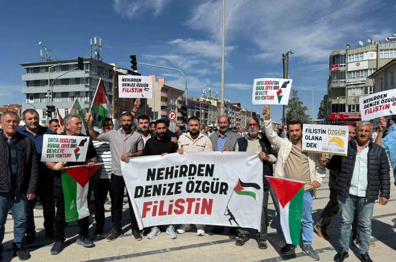 Kulu’dan Gazze ve Sumud filosuna destek