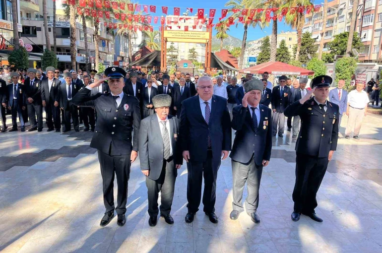 Kumluca’da Gaziler günü kutlandı 