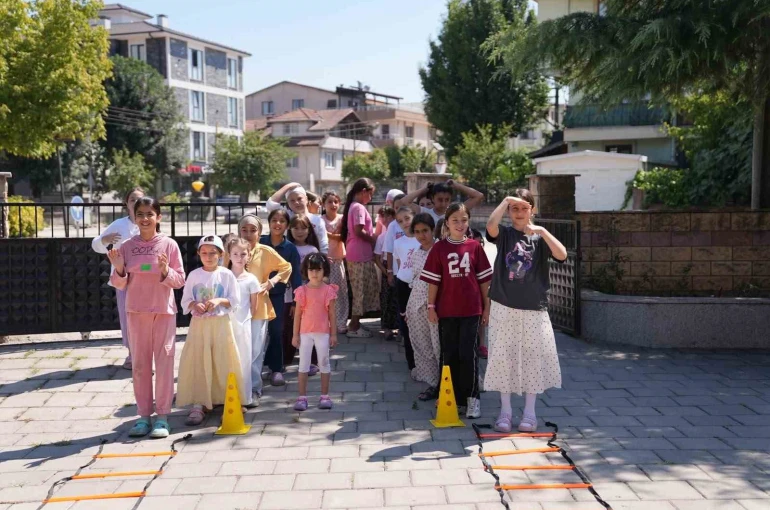 Kur’an kursu öğrencileri keyifli zaman geçirdi