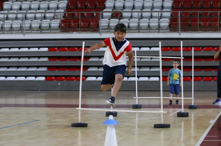 Kur’an kursu öğrencileri sporla buluştu 