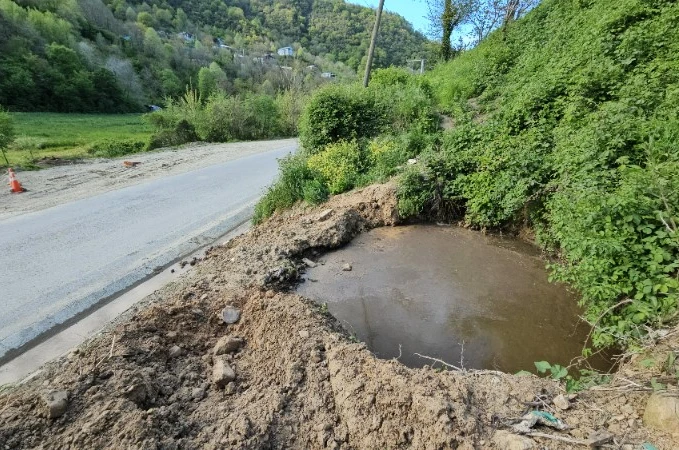 Kurban Bayramı öncesi atıklarını dereye akıtan çiftliğe ceza 