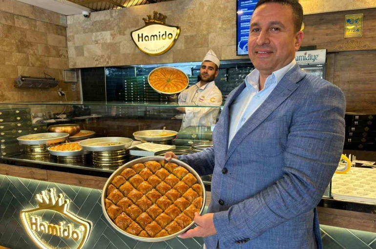 Kurban Bayramı öncesi baklavaya talep arttı, üretim 3-4 katına çıktı 