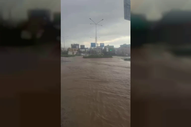 Kurtalan’da sağanak yağış hayatı olumsuz etkiledi 