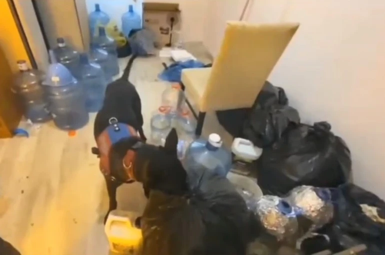 Kuşadası’nda 22 kilogram uyuşturucu ele geçirildi 