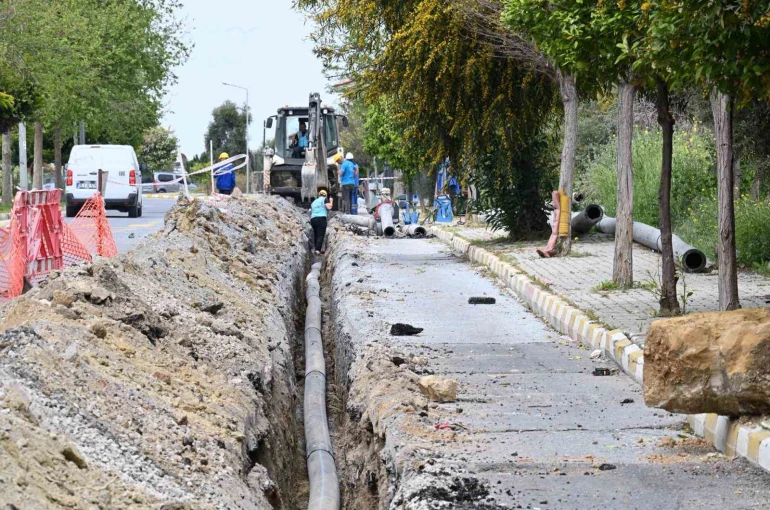 Kuşadası’nda altyapı yatırım çalışmaları sürüyor 