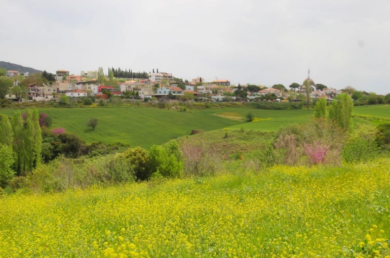 Kuşadası’nın tarihi izlerini taşıyan Çömlekçi Köyü’ne dikkat çekildi 
