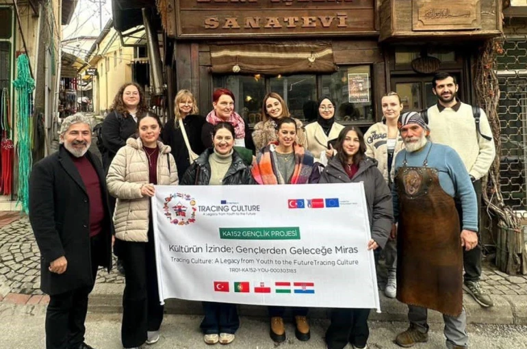Kütahya, Avrupa ülkelerinden gelen gençlerin buluşma noktası oldu
