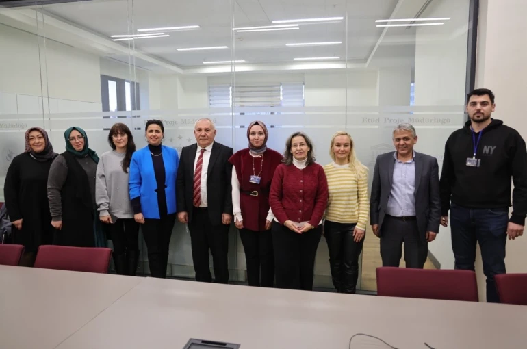 Kütahya Belediyesi’nden uluslararası eğitim projelerine destek 