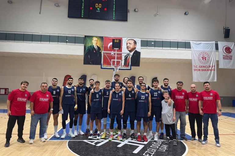 Kütahya Belediyespor Basketbol Takımı, ilk hazırlık karşılaşmasında galip 