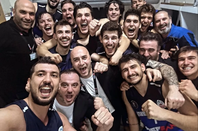 Kütahya Belediyespor yarı finalde 