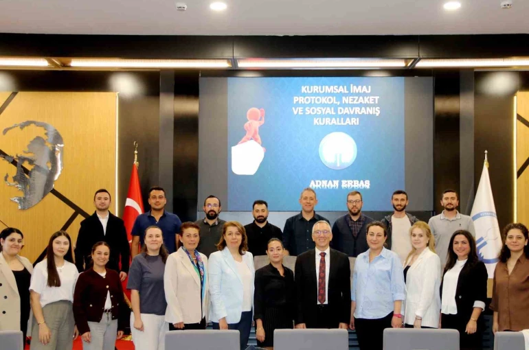 Kütahya OSB Akademi’de nezaket ve protokol kuralları eğitimi 