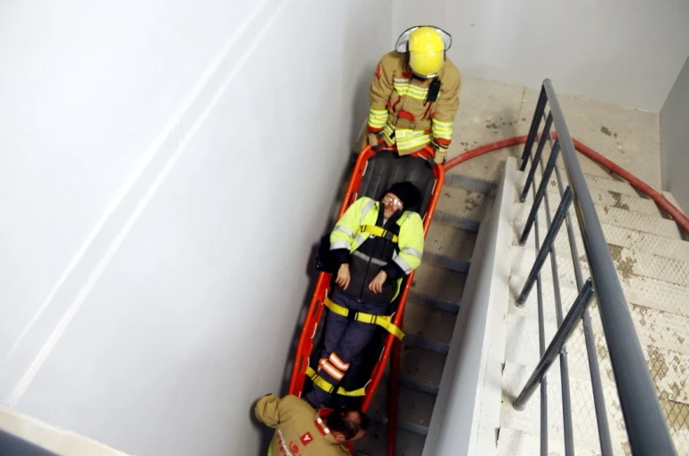 Kütahya OSB İtfaiye Ekibinden gerçeği aratmayan tatbikat 