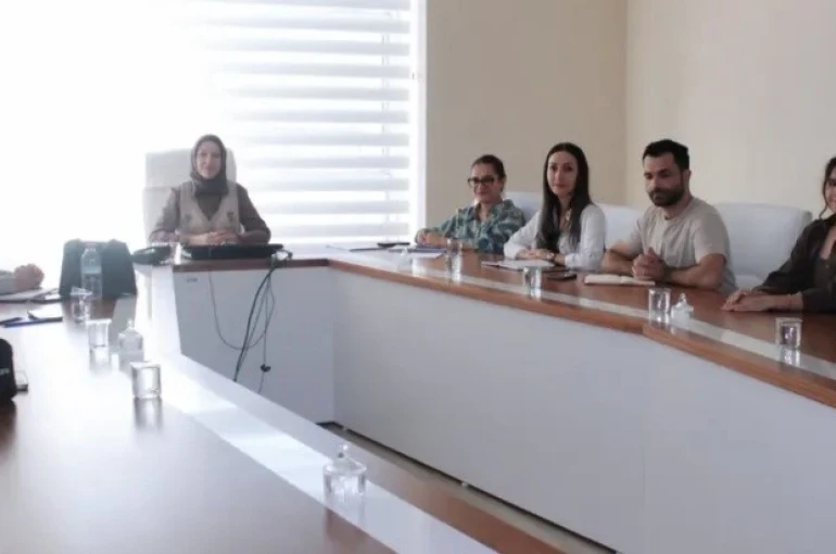 Kütahya Sosyal Hizmet Merkezi Müdürlüğü kadın irtibat görevlilerine eğitim