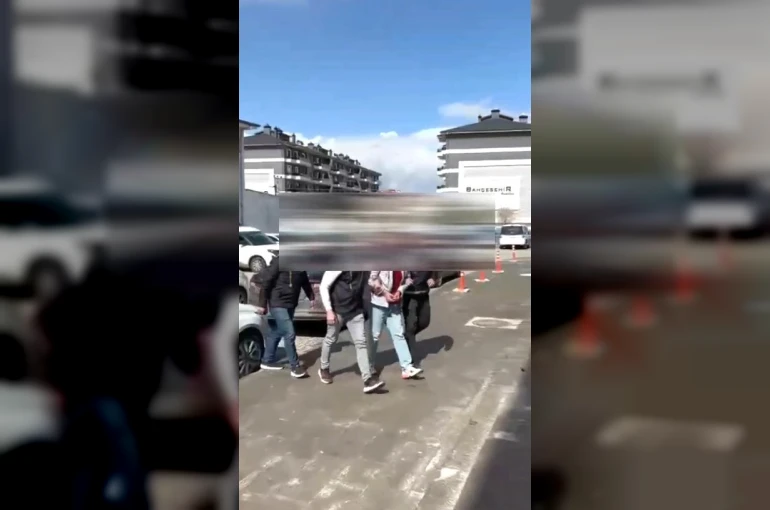 Kütahya’da 20 yıl 4 ay hapis cezası bulunan firari yakalandı 