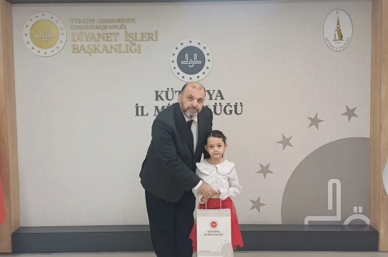 Kütahya’da 4-6 yaş Kur’an Kursu öğrencileri İstiklal Marşı Yarışması’nda dereceye girdi 