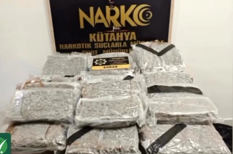 Kütahya’da 42 kilo 582 gram esrar ele geçirildi