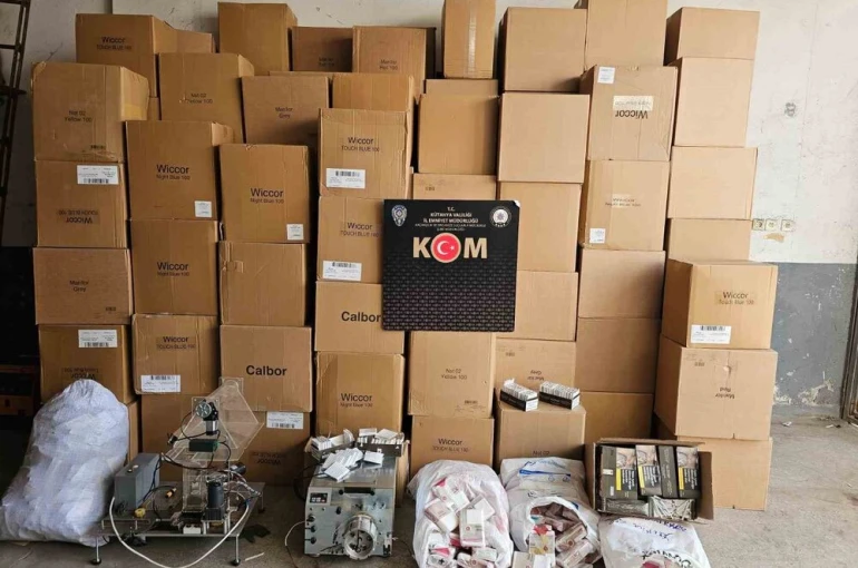 Kütahya’da 688 bin 640 adet makaron ele geçirildi 