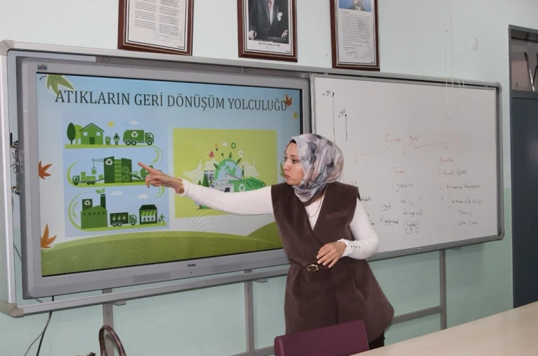 Kütahya’da bin 300 öğrenciye sıfır atık eğitimi