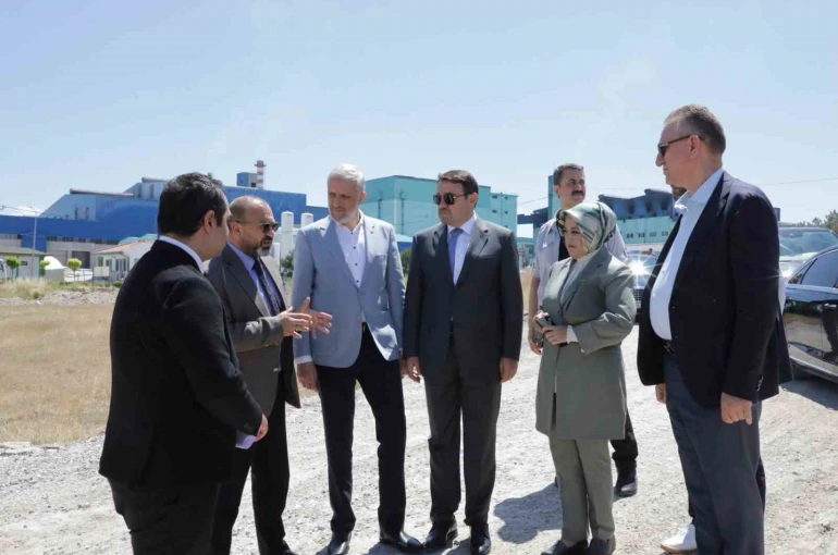 Kütahya’da demiryolu bağlantılı lojistik merkez projesinde son durum incelendi 