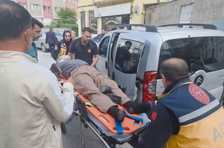 Kütahya’da direksiyon başında rahatsızlanan sürücü kaza yaptı 