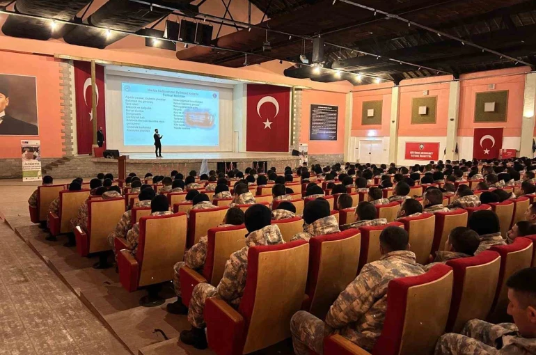 Kütahya’da erbaş ve erlere yönelik eğitim programı 