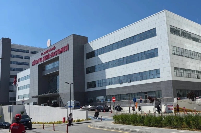Kütahya’da eski eşi tarafından bıçaklanan kadın ağır yaralandı