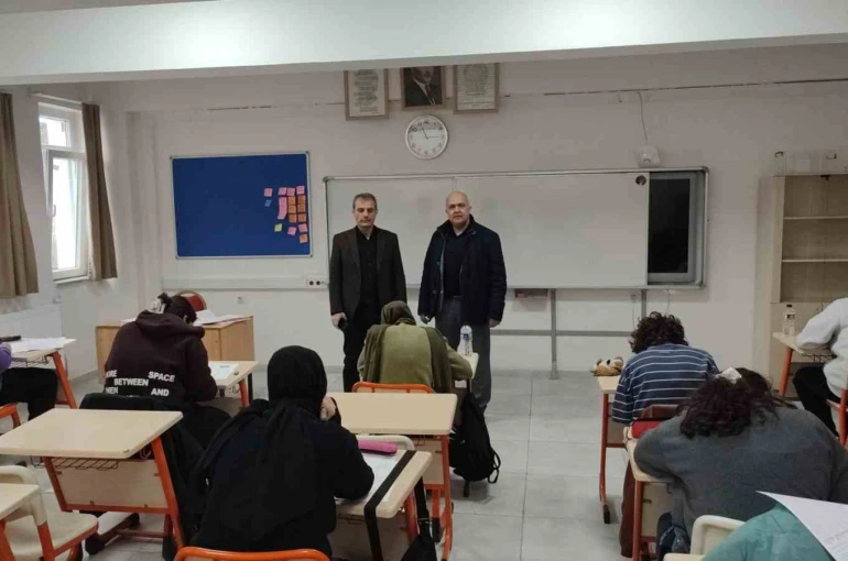 Kütahya’da hedef odaklı YKS ve MSÜ kampı 