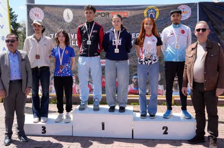 Kütahya’da Oryantiring milli takım seçmeleri tamamlandı 