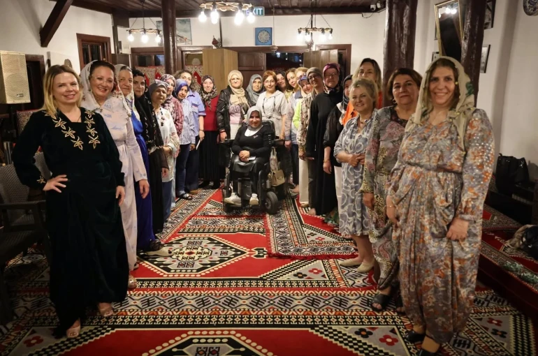 Kütahya’da şalvar ve örgü etkinliğiyle gelenekler yaşatıldı 