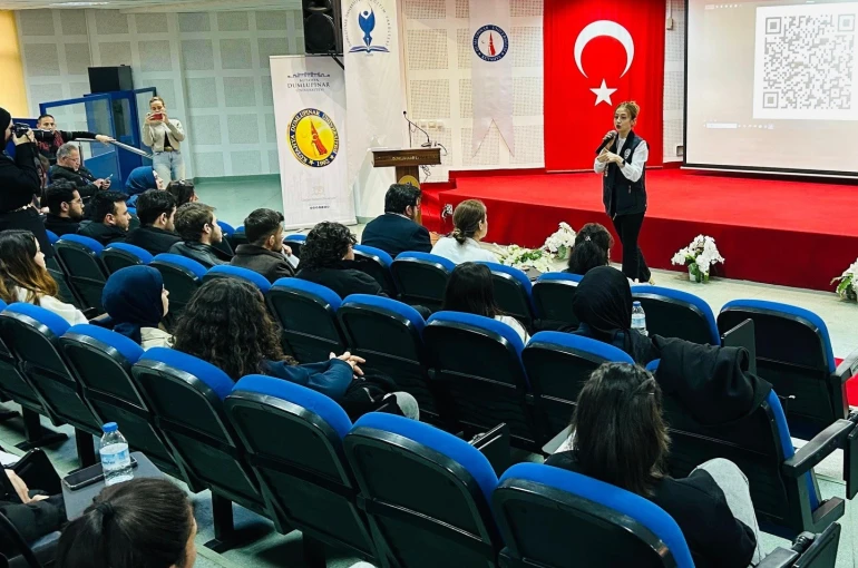 Kütahya’da siber güvenlik seminerleri aralıksız sürüyor 