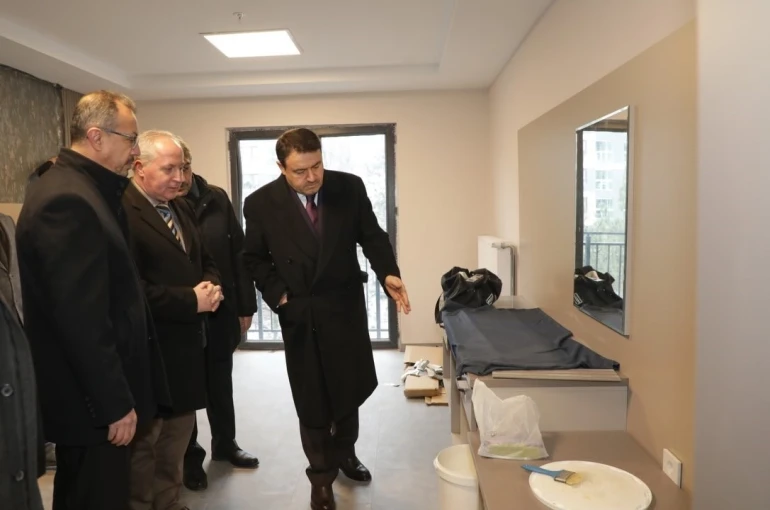 Kütahya’da yapımı devam eden öğretmenevine inceleme 