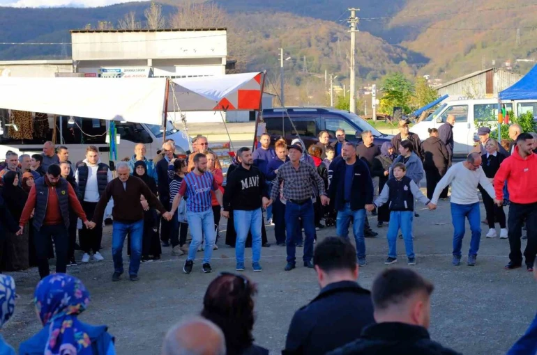 Kuymak festivali horonla buluştu 