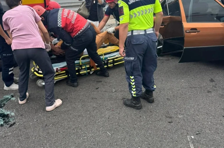 Kuzey Marmara Otoyolu’nda kaza, araç hurdaya döndü: 5 yaralı 