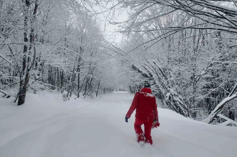 Lapa lapa kar altında adrenalin dolu yolculuk