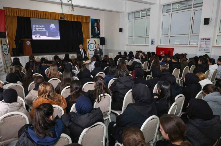 Liseli öğrencilere "Bilinçli su tüketimi" eğitimi verildi
