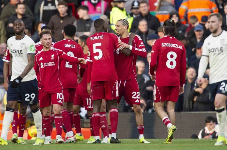 Liverpool, galibiyet serisini sürdürdü