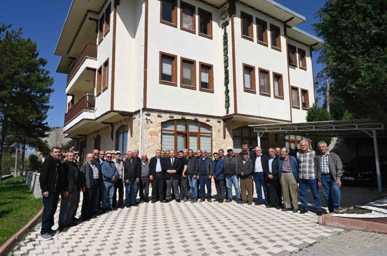 Mahalle sakinlerinden Serhat Hamamcı’ya anlamlı ziyaret 
