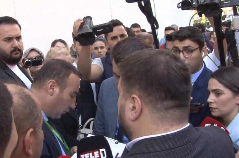 Mahkemenin İstanbul İl Kongresi’ni durdurma kararı CHP’lilere bildirildi