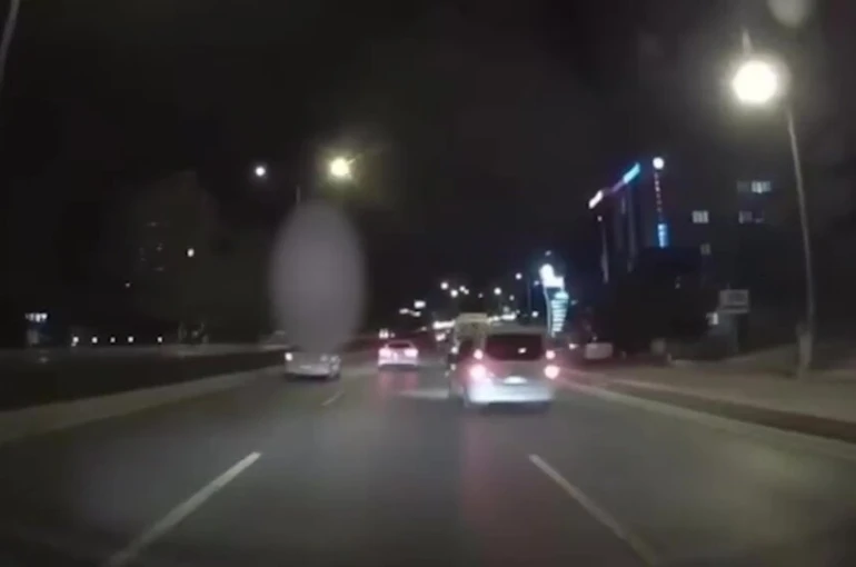 Makas atarak hem kendi hem de vatandaşların canını hiçe sayan maganda yakalandı