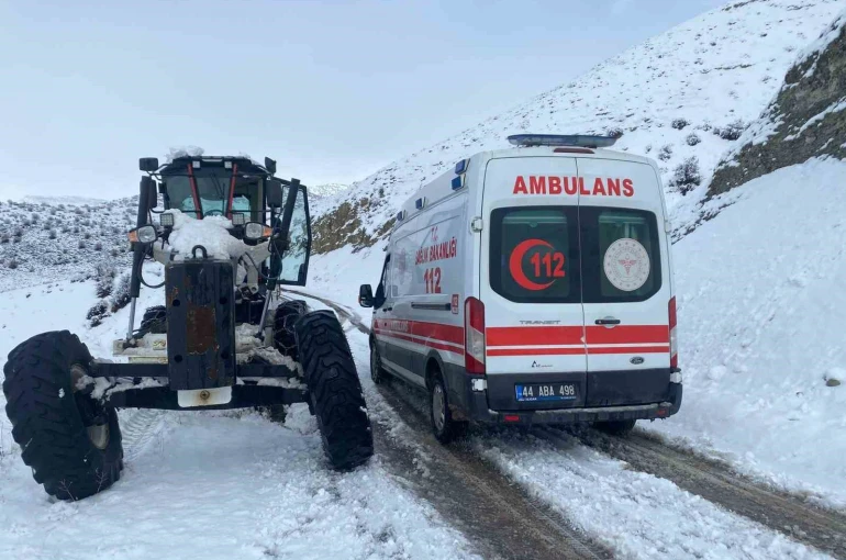Malatya Büyükşehir Belediyesi’nde yoğun kar mesaisi 