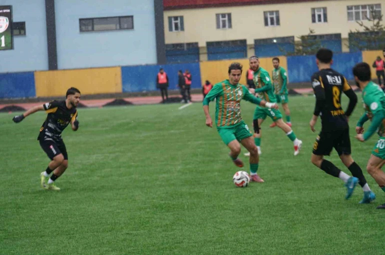 Malatya Yeşilyurtspor deplasmanda 3 puanla döndü 